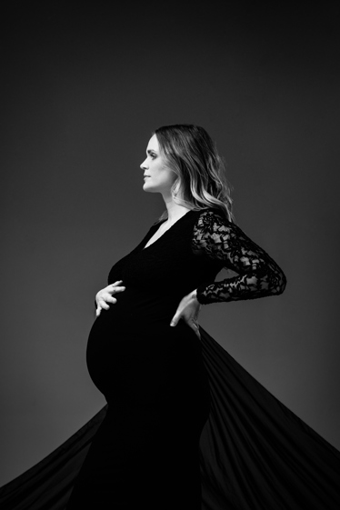 Maria Gravid 12
